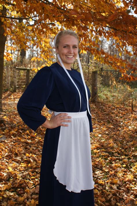 amish women dresses|More.